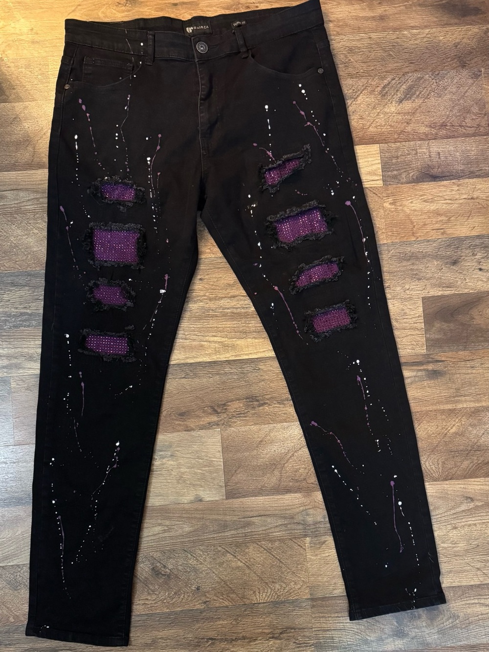 Waimea Men’s Black Distressed Rhinestone Paint Splatter Jeans Size 36